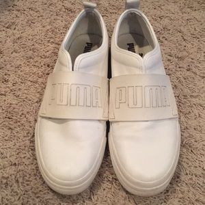 Men’s Puma white slip-on